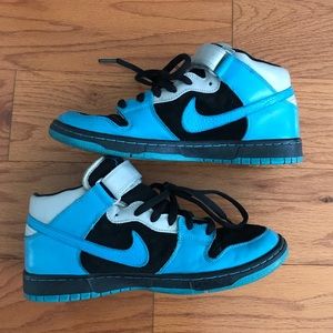 Limited Edition Nike SB Dunk Aqua Fuel